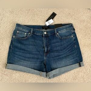 New Banana Republic Women’s Denim Shorts